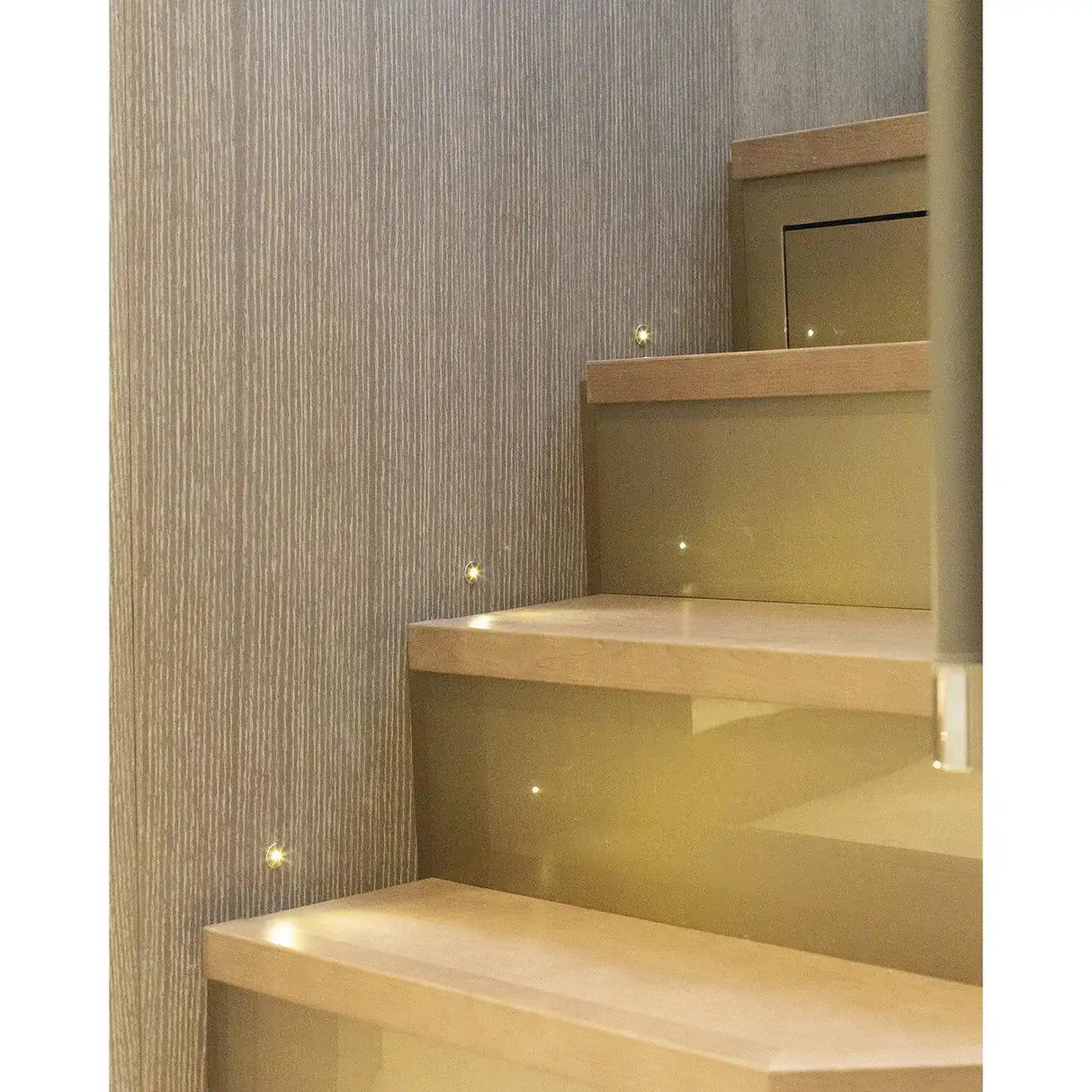 TINA – MINI AMBIENTALNA NOTRANJA LUČ IZ INOXA