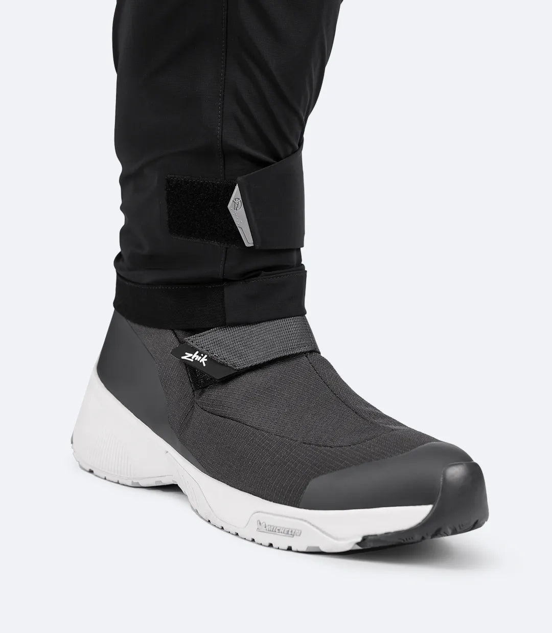 ZHIK SEABOOT-400™ JADRALNI ŠKORNJI – VODOODPORNI IN ZRAČNI, Z MICHELIN PODPLATOM