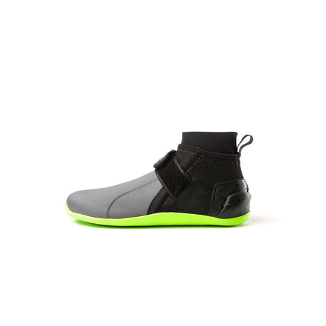 ZHIK NIZKI JADRALNI ČEVLJI – MAKSIMALEN OPRIJEM IN UDOBJE PRI JADRANJU