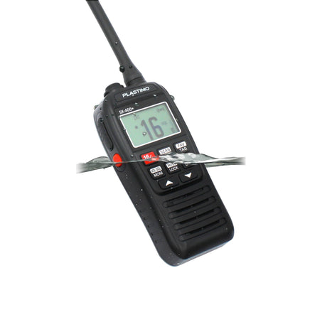 VHF POSTAJA SX-400+ – VODOTESNA, PLAVAJOČA, Z IZJEMNO ČISTO KOMUNIKACIJO (5 W)