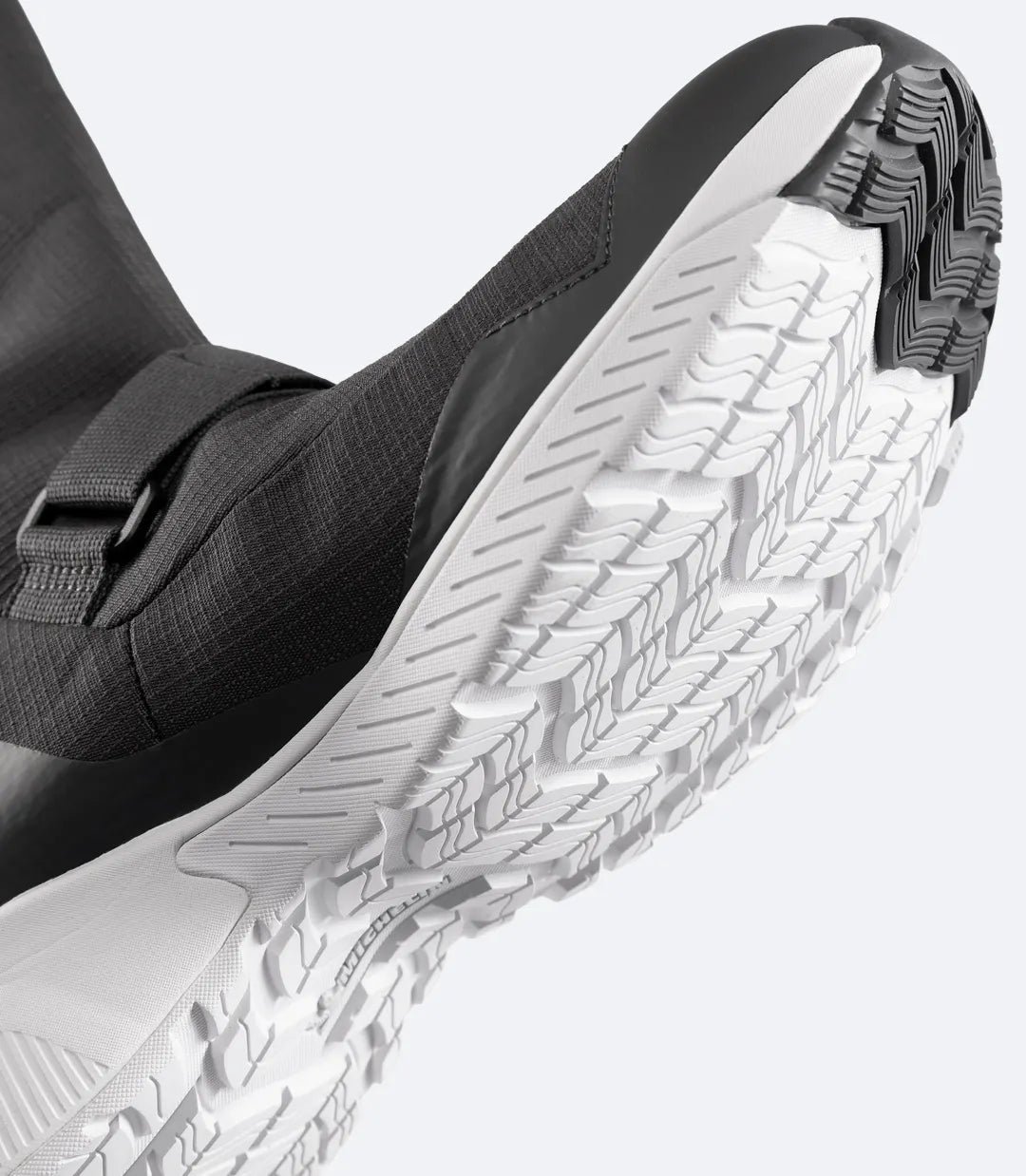 ZHIK SEABOOT-400™ JADRALNI ŠKORNJI – VODOODPORNI IN ZRAČNI, Z MICHELIN PODPLATOM